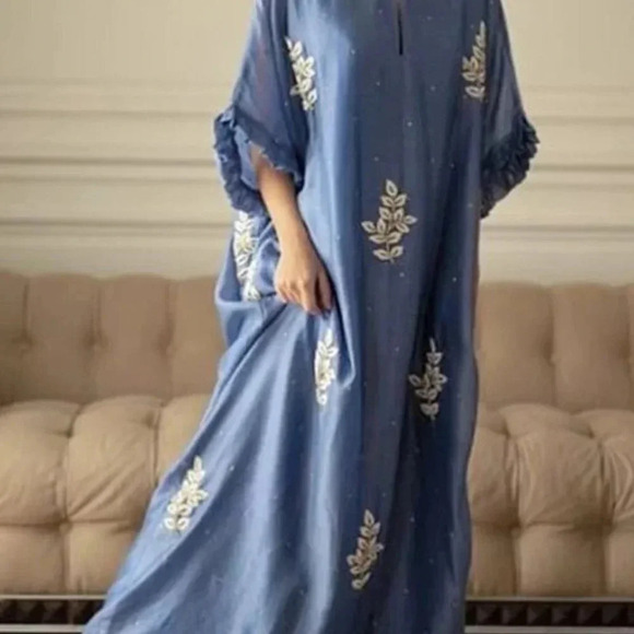 Elegant Short sleeve Maxi Dress By Vonda - Picture 6 of 6